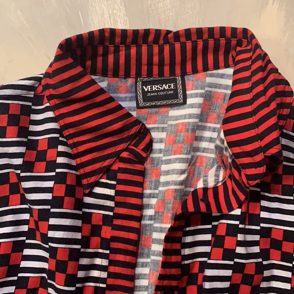 - Versace Vintage black and red Button shirt - - Picture 7 of 12